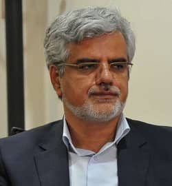 محمود صادقی