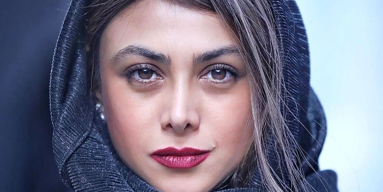 آزاده صمدی